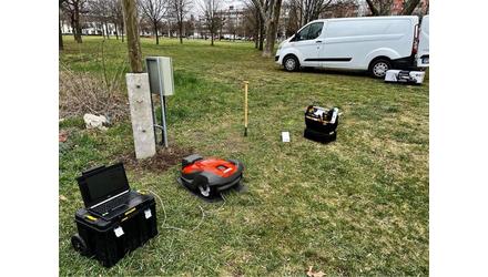 Közterületek, parkok fűnyírása robotfűnyíróval